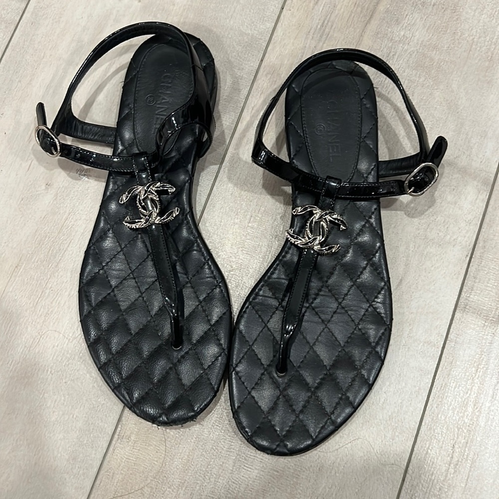 Chanel size 37 sandals